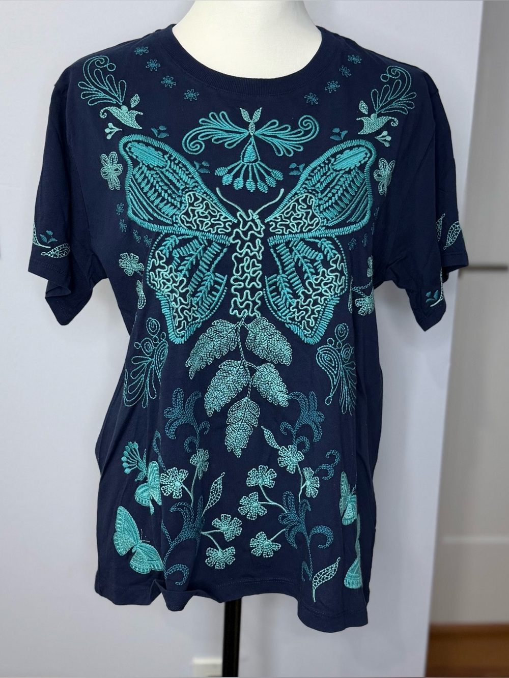 Johnny Was Crew Neck Embroidered Butterfly Tee - Navy with Teal Design, size L
